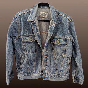 Vintage Jordache Men's Faded Blue Jean Trucker Jacket -- M
